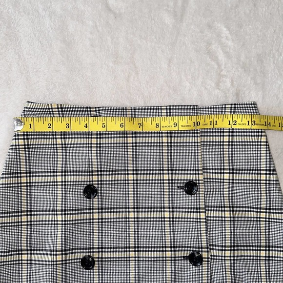 H&M Divided Women’s Mini Plaid Yellow Black‎ Preppy Skirt Size 2 - Picture 6 of 6